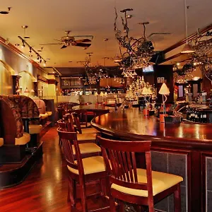** Hotel Dalton And Canada